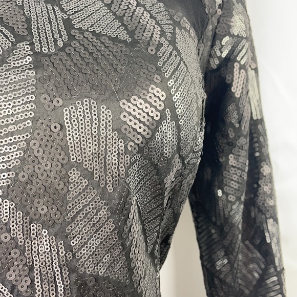 LE CHÂTEAU WOMAN MIDI LONG SLEEVE SEQUIN BLACK DRESS - Picture 12 of 15